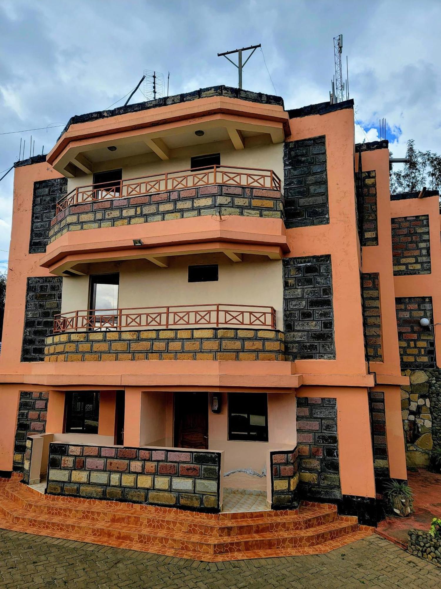 Apex Resort Nakuru Exterior foto