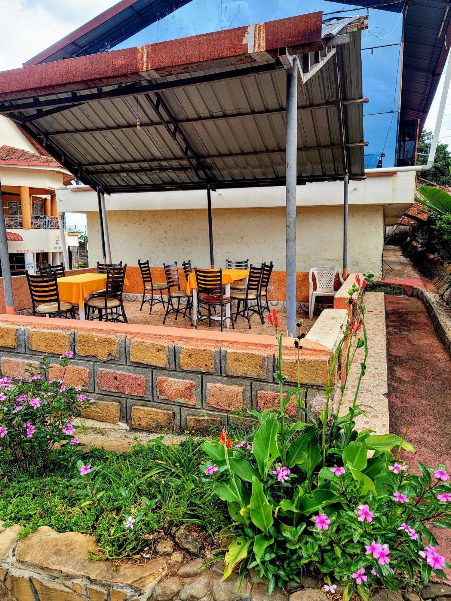 Apex Resort Nakuru Exterior foto
